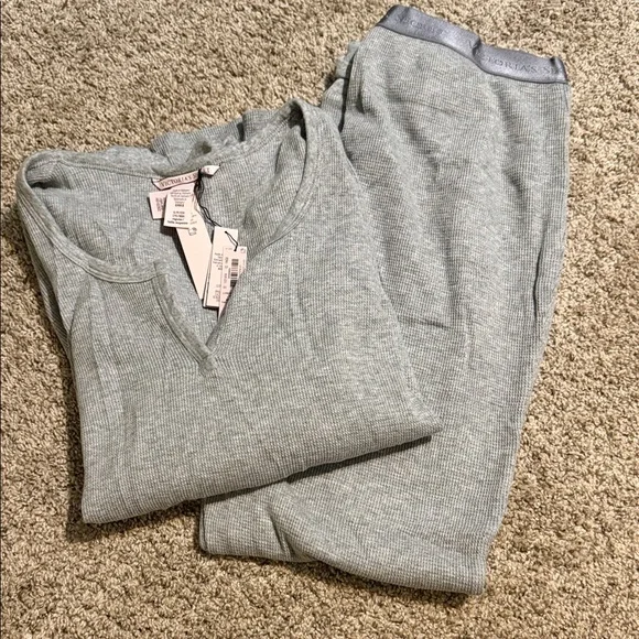 Victoria's Secret Heather Gray Lounge Set - Picture 1 of 4
